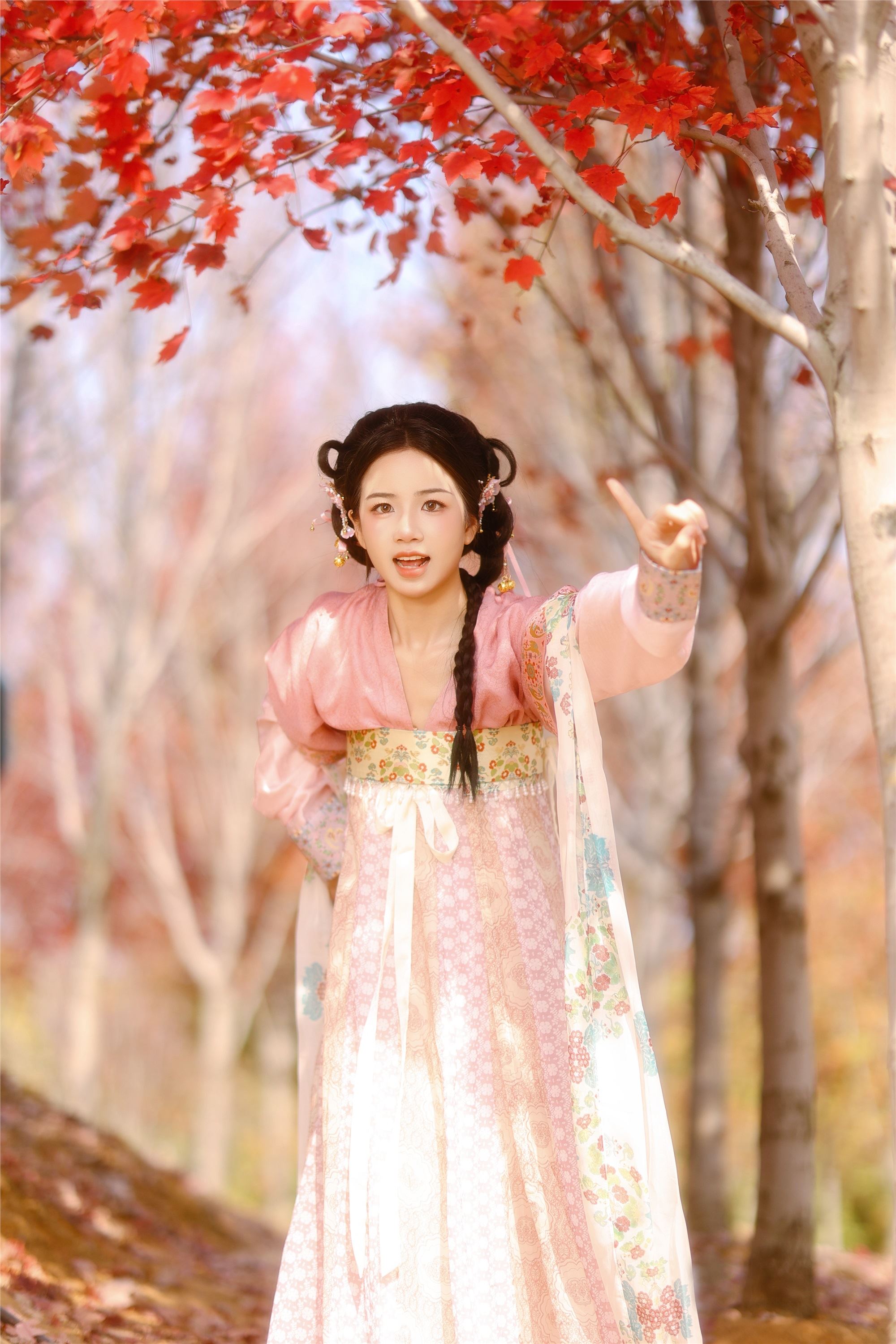 YITUYU艺图语 2025.01.21 枫叶少女 小杜同学